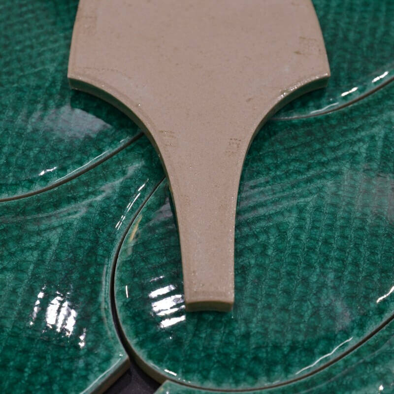 Crackle Fan Shaped Handmade Bathroom Backsplash Kitchen Mosaic Wall Tiles 15 班尼路 扇型羽毛砖8